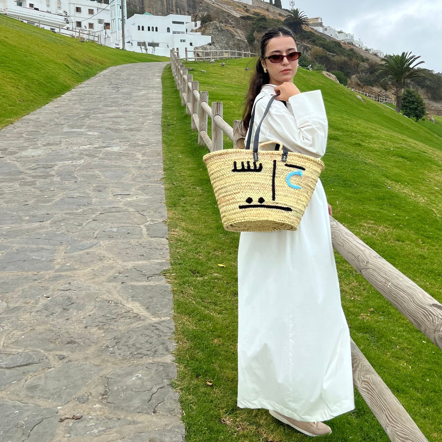 Tote with Unique Trendy Motif