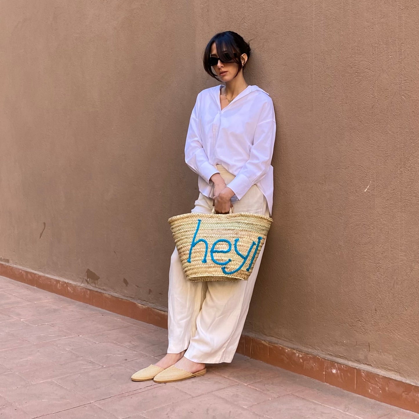"Hey!" Straw bag