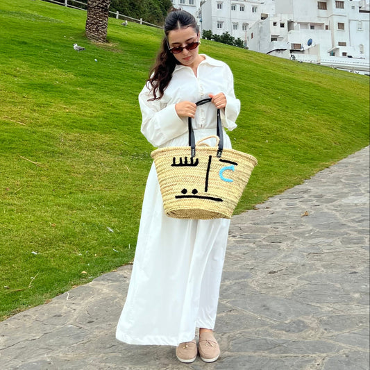 Tote with Unique Trendy Motif