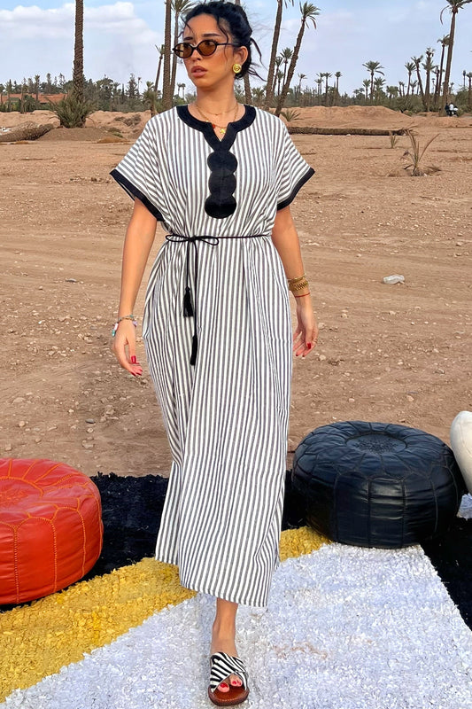 Light & Comfy Moroccan Stripe Dress – Black & White